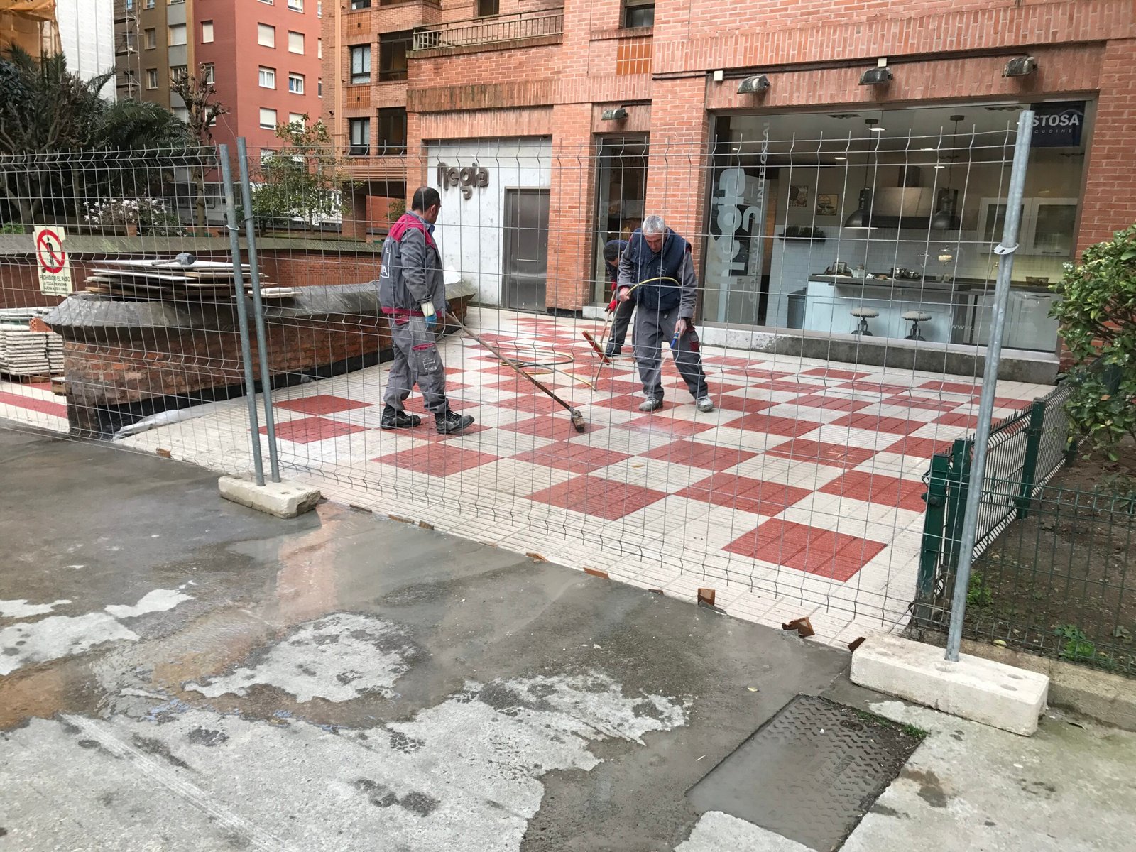 Impermeabilización Comunidad Propietarios Ezcurdia 75-77-79 – Gijón